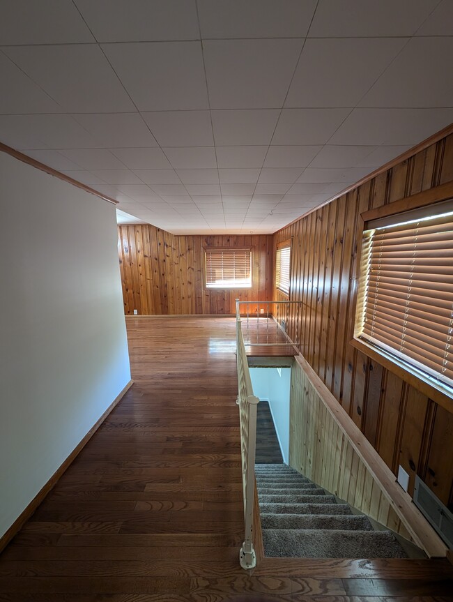 Building Photo - 4447 Floyd Dr