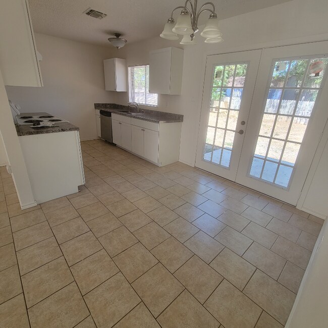Foto del edificio - 7215 Granite Creek Dr