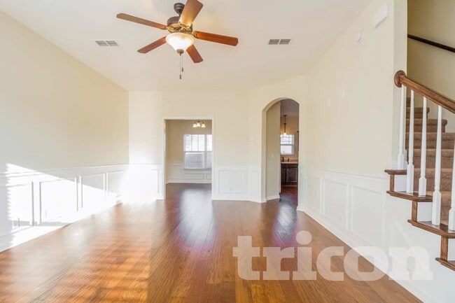 Building Photo - 2106 Tabasco Way