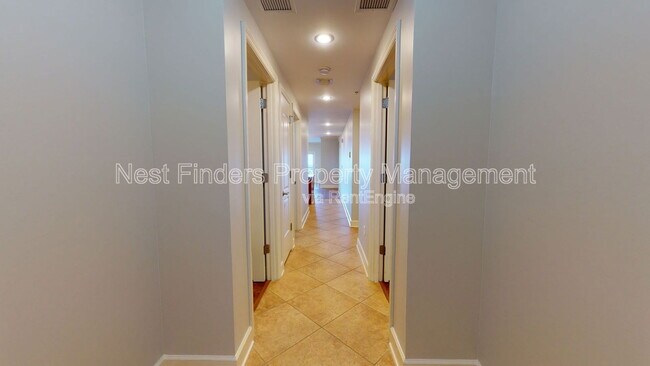 Building Photo - 525 3rd St N