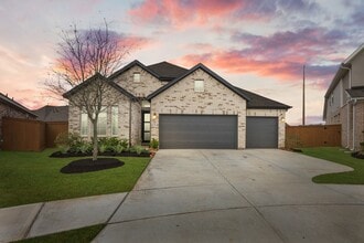 Building Photo - 3225 Isabella Fls Dr