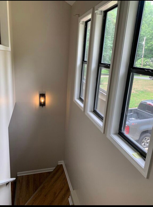 Foto del edificio - 211 Crabapple Ln