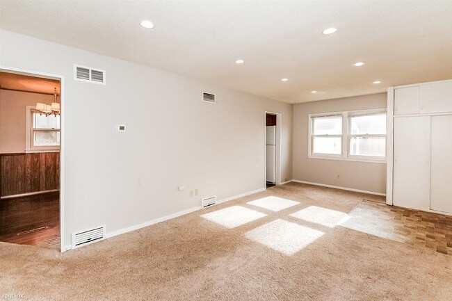 Foto del edificio - 3 br, 2 bath House - 4941 Acorn Ridge Rd