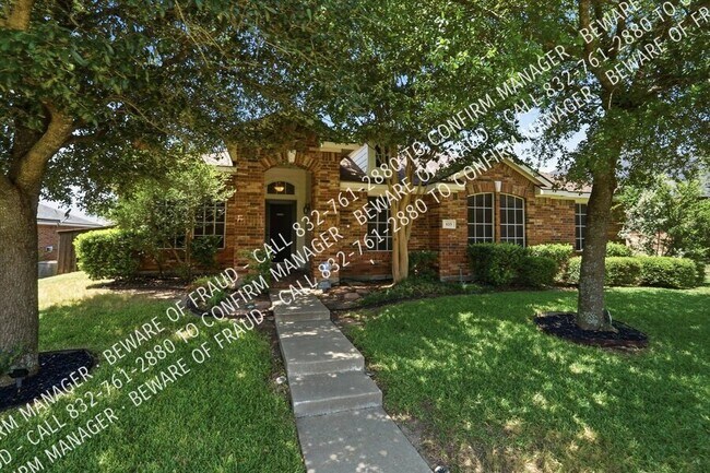 Building Photo - 615 Magnolia Ln