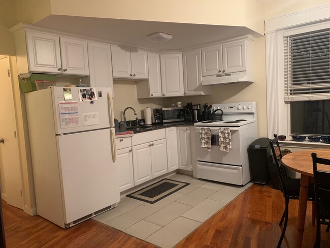 Building Photo - 60 Gorham Ave