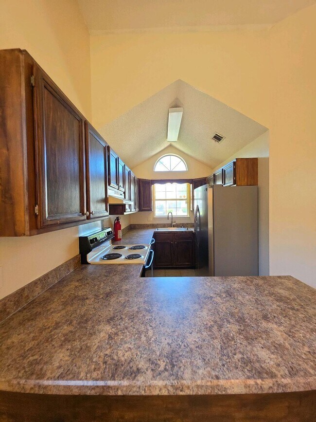 Foto del edificio - 427 Bristol Cove Rd
