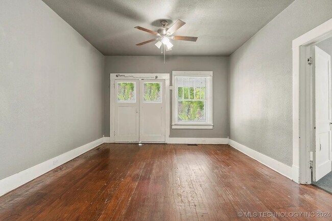 Foto del edificio - 1206 S Rockford Ave