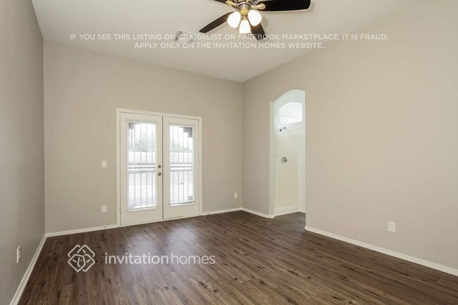 Building Photo - 16003 N Lasso Dr