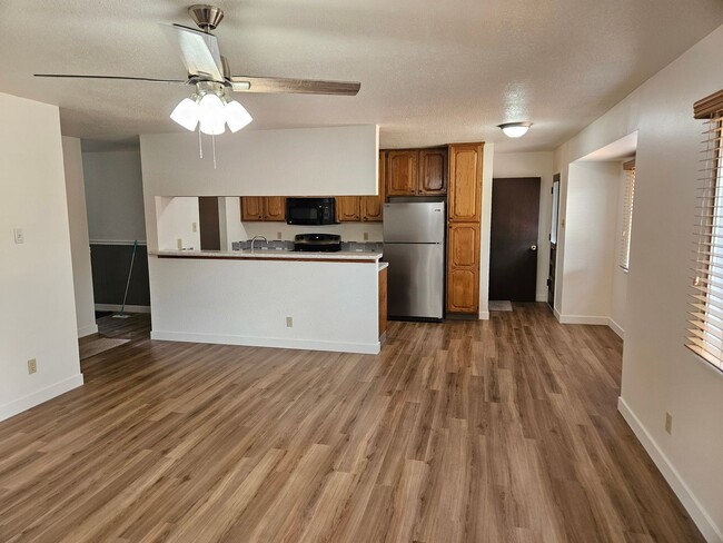 Building Photo - Newly remodeled Ranch Style Home With Huge...