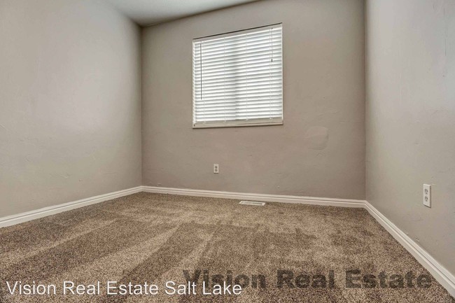 Building Photo - 4 br, 2 bath House - 6506 S Gold Medal Drive