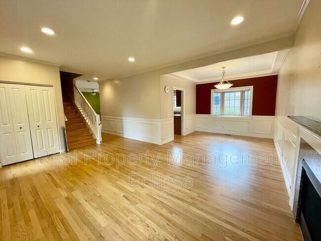 Foto del edificio - 315 N 155th St
