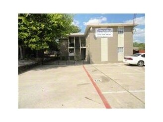 Building Photo - SunnyVille Apartments