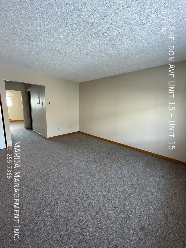 Photo du bâtiment - COZY 1-BEDROOM/1BATH APARTMENT IN CHATHAM ...