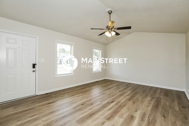 Building Photo - 3 Bedroom Pet-Friendly Home in THOMASVILLE, NC with Main Street Renewal