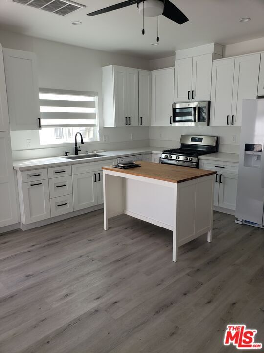 Foto principal - 857 S Norton Ave