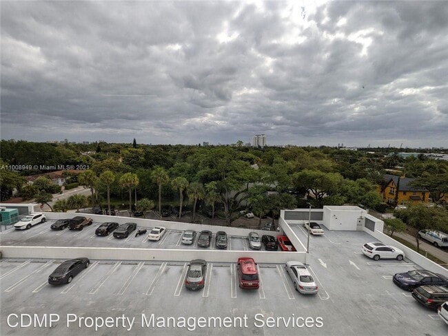 Building Photo - Studio, 1 bath House - 8101 Biscayne Blvd 407