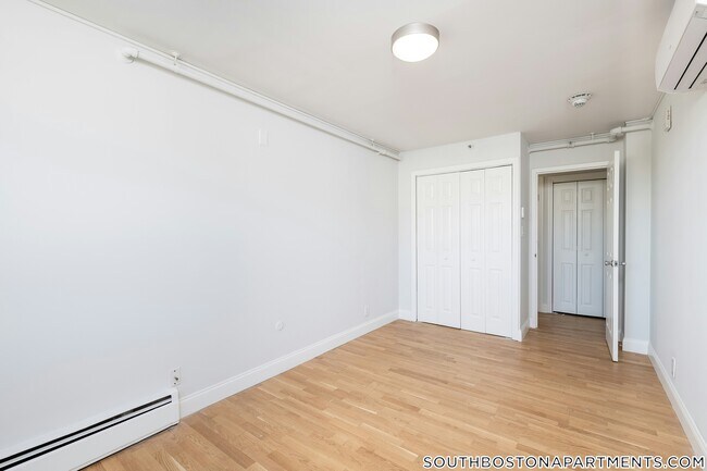 Foto del edificio - 1410 Columbia Rd