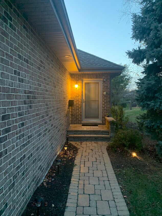 12430 Anand Brook Dr, Orland Park, IL 60467 House Rental in Orland