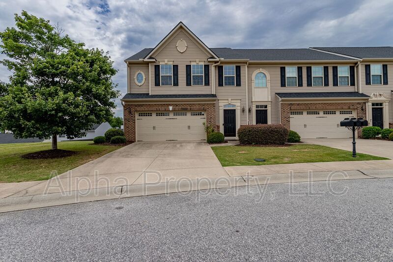 Primary Photo - 14 Irvington Dr