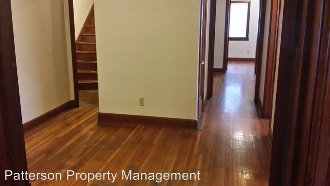 Building Photo - 725 Mulberry