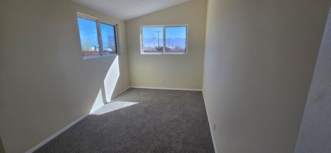 Building Photo - 13366 Verbena St