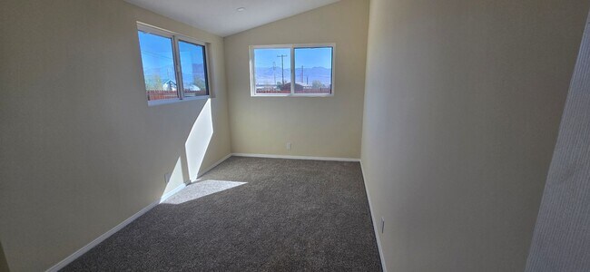 Foto del edificio - 13366 Verbena St