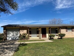 Building Photo - 1045 Vly Frg Dr