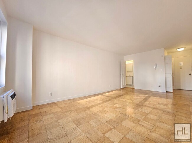 Foto del edificio - Modern Studio Near the UN – Murray Hill, 7th Floor