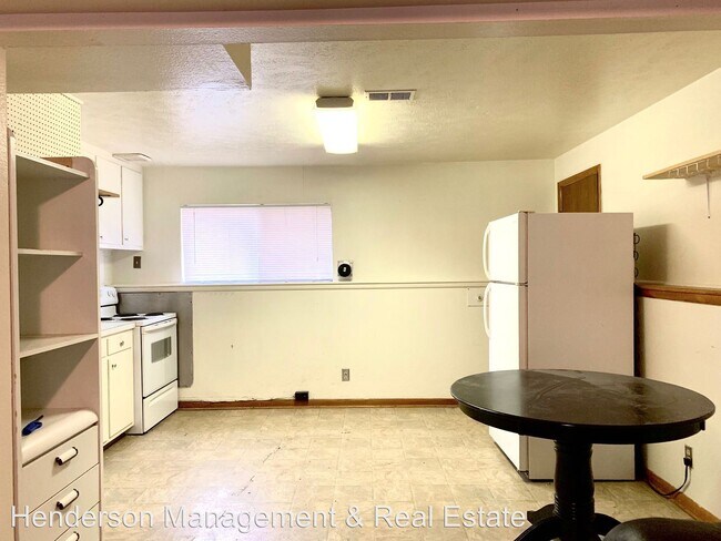 Foto del edificio - 1010 E 16th St