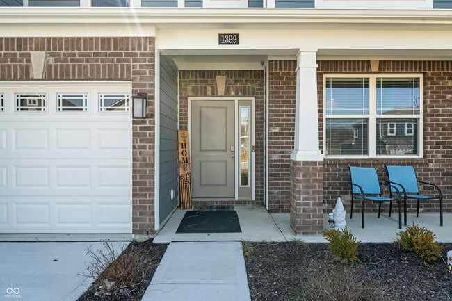 Building Photo - 1399 Hat Band St