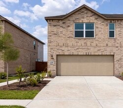 Building Photo - 2211 Salinas Dr