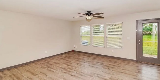 Building Photo - 119 Altondale Dr