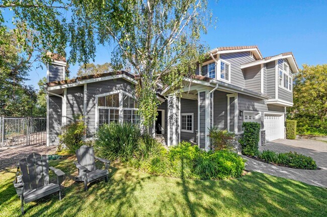 Foto del edificio - 287 Golden Fern Ct