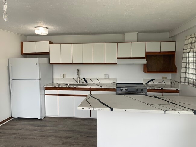 Foto del edificio - 3340 Ala Laulani St