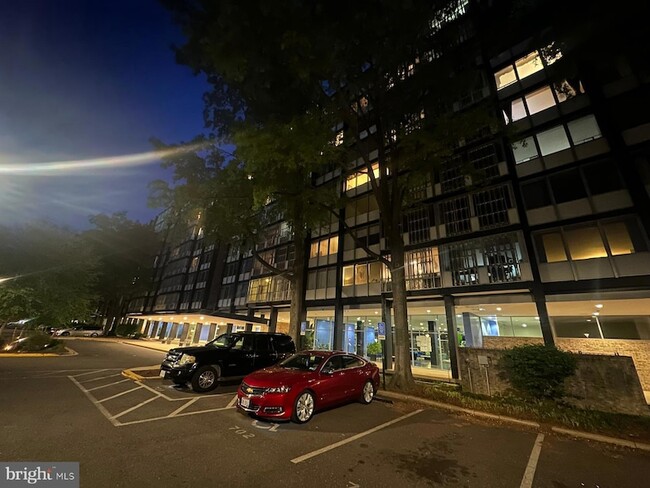 Foto del edificio - 1301 Delaware Ave SW