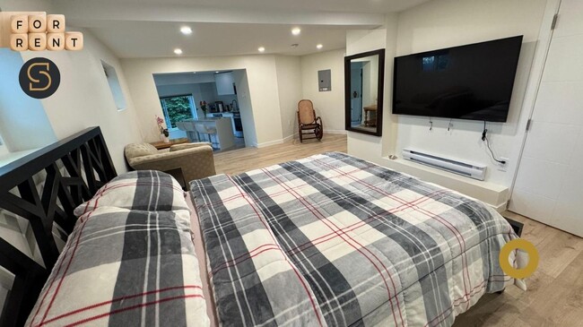Building Photo - 3889 Dalkeith Dr