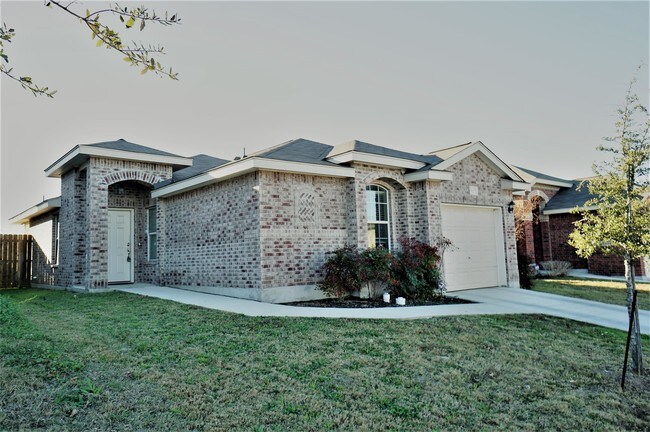 7027 Port Bay San Antonio Tx 78242 House For Rent In Primary Photo 7027 Port Bay