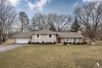 Building Photo - 106 Sharon Dr