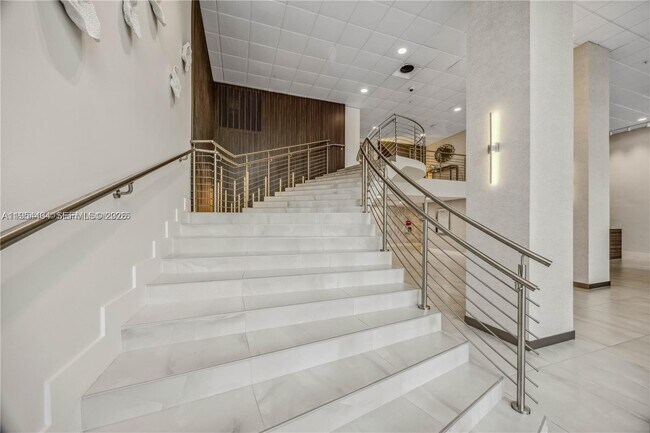 Foto del edificio - 3000 S Ocean Dr