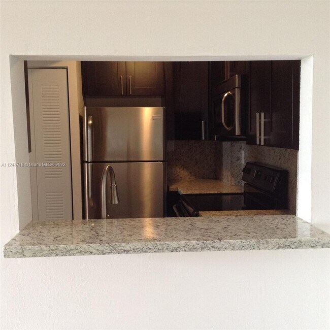 Foto del edificio - 8185 NW 7th St  319 Miami Fl 33126
