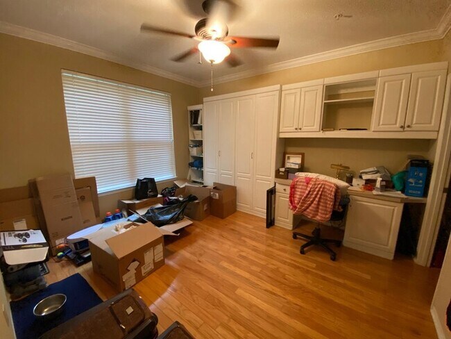 Foto del edificio - 13820 Sutton Park Dr N