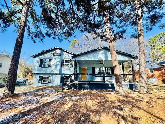 Photo - 1001 Archdale Dr House