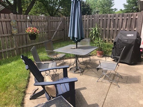 Foto del edificio - 753 Brittany Ln