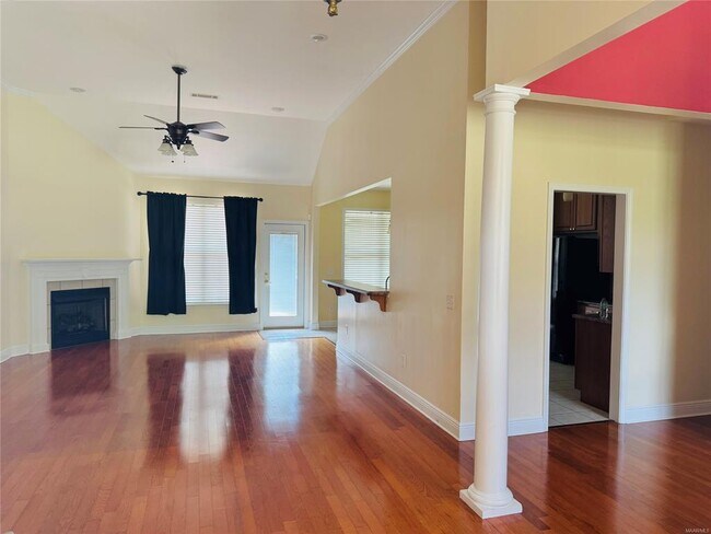 Foto del edificio - 103 Pine Grove Dr