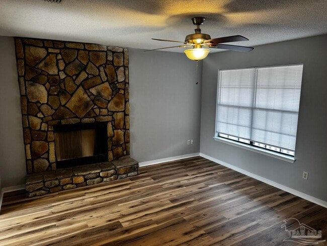 Building Photo - 711 Tumbleweed Trail