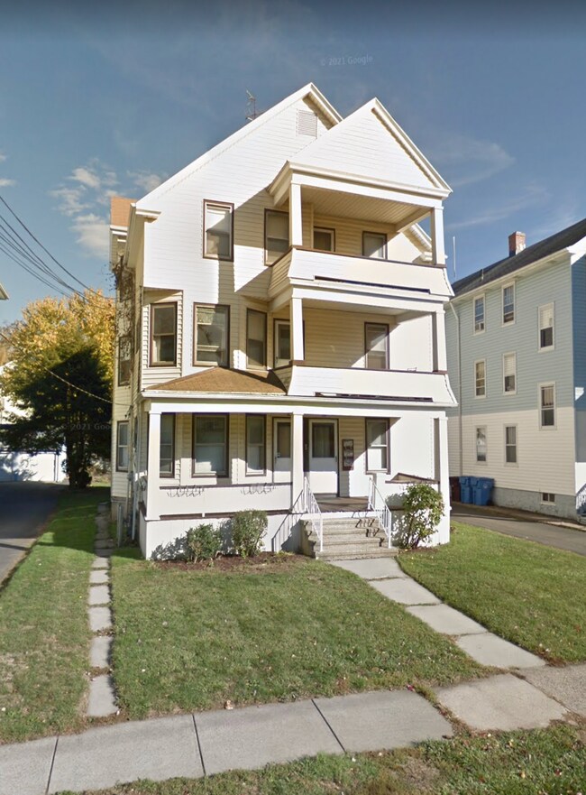 Building Photo - 108 Lyons St