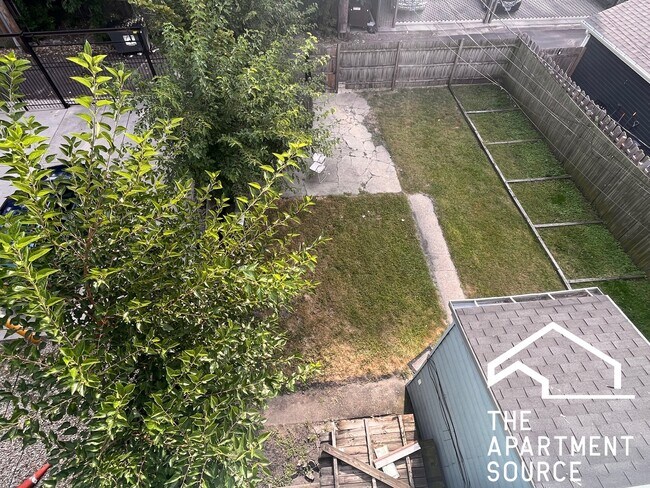 Foto del edificio - 4011 S Calumet Ave