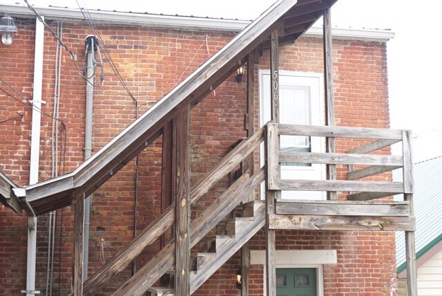 Primary Photo - 506 S Court St
