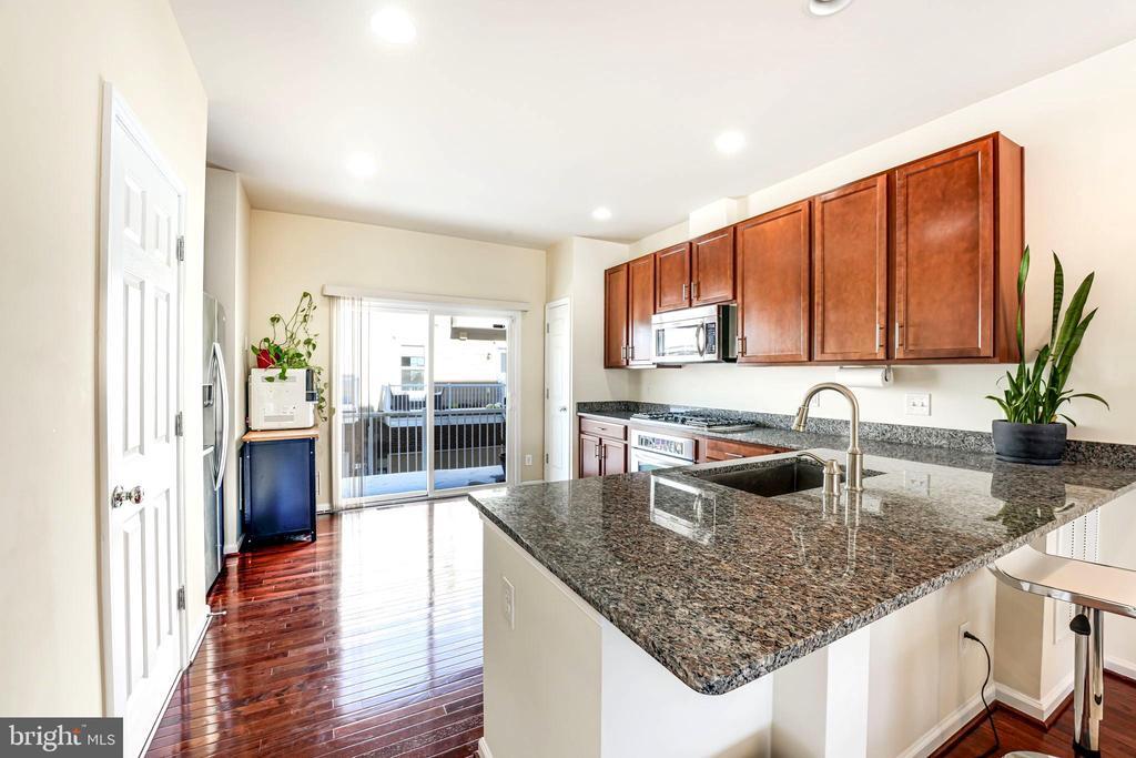 Primary Photo - 9525 Canonbury Square