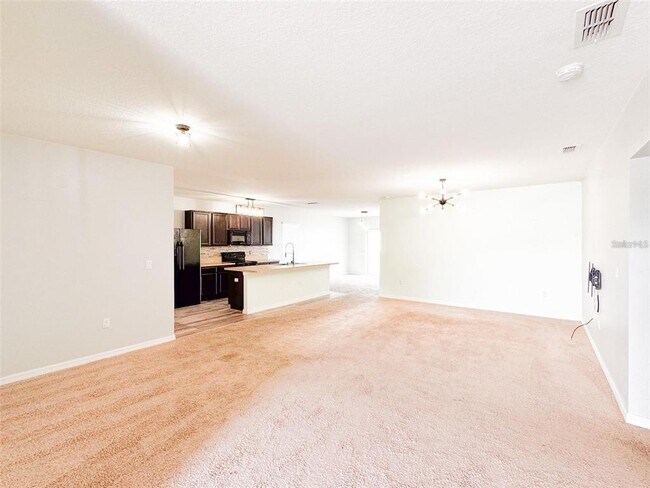 Building Photo - 5525 Forest Ridge Dr